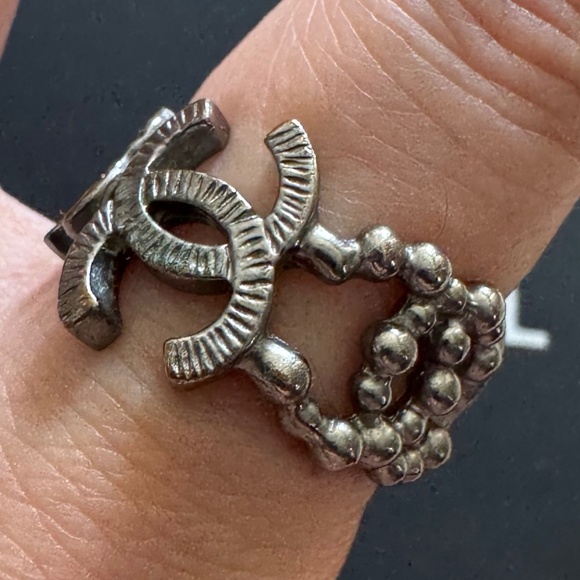 Super Rare Limited Edition Chanel CC Multi Logo Brass Ring in size 7 - Picture 3 of 5